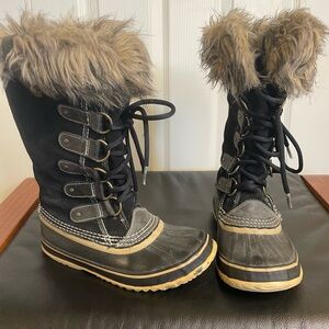 Sorel Joan of Arctic Boots